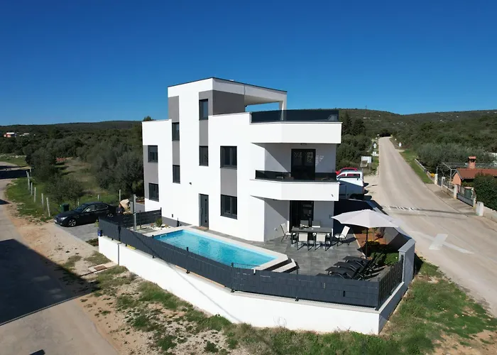 Villa Lada In Sv Petar Na Moru With Swimming Pool