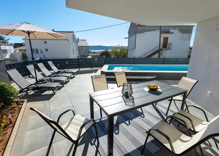 Lada In Sv Petar Na Moru With Swimming Pool Villa *