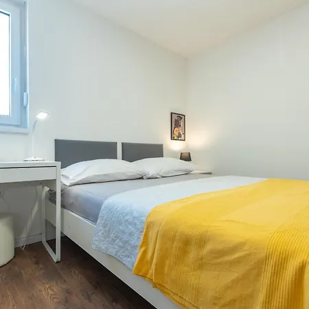 别墅 Lada In Sv Petar Na Moru With Swimming Pool